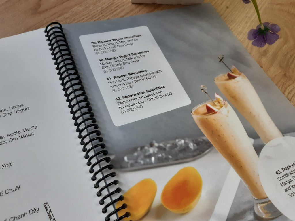 in menu quán café