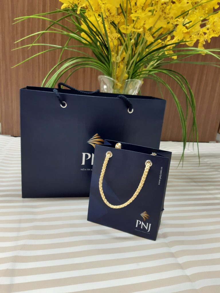 in túi giấy số lượng ít