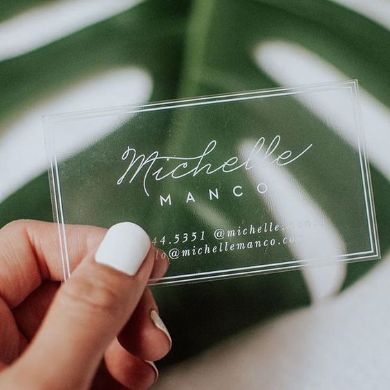 card visit nhựa trong in mực trắng